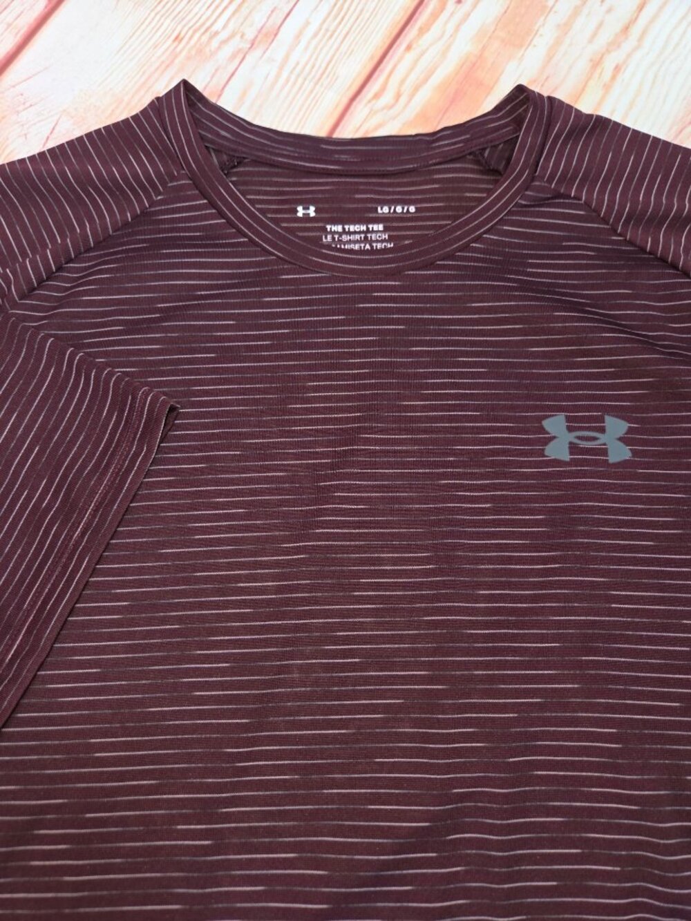Under Armour Mens Loose Tech Maroon T-Shirt Large